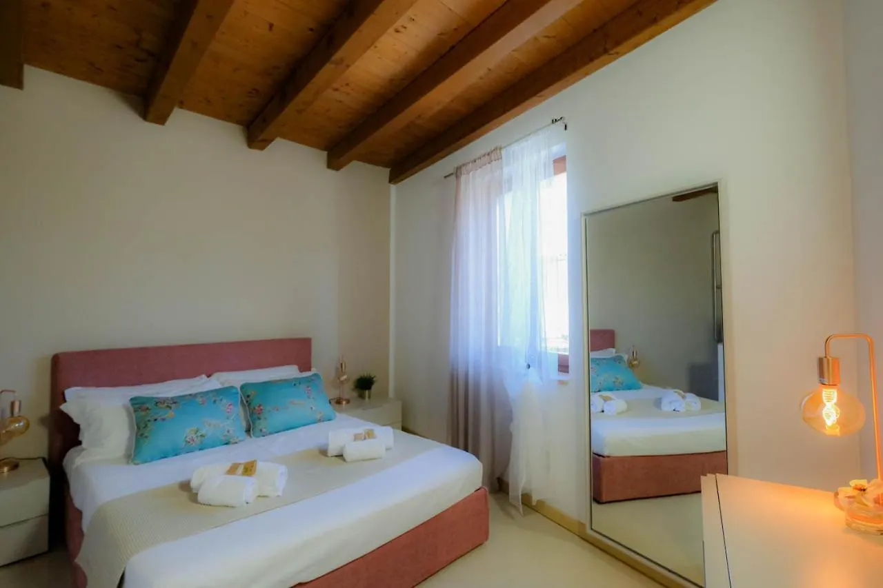 Holiday home Corvina By Zeni Villa Costermano Italy