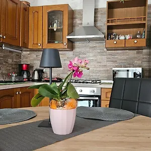 Appartamento Al Borgo Sul Garda Via Pertica 8a, Costermano